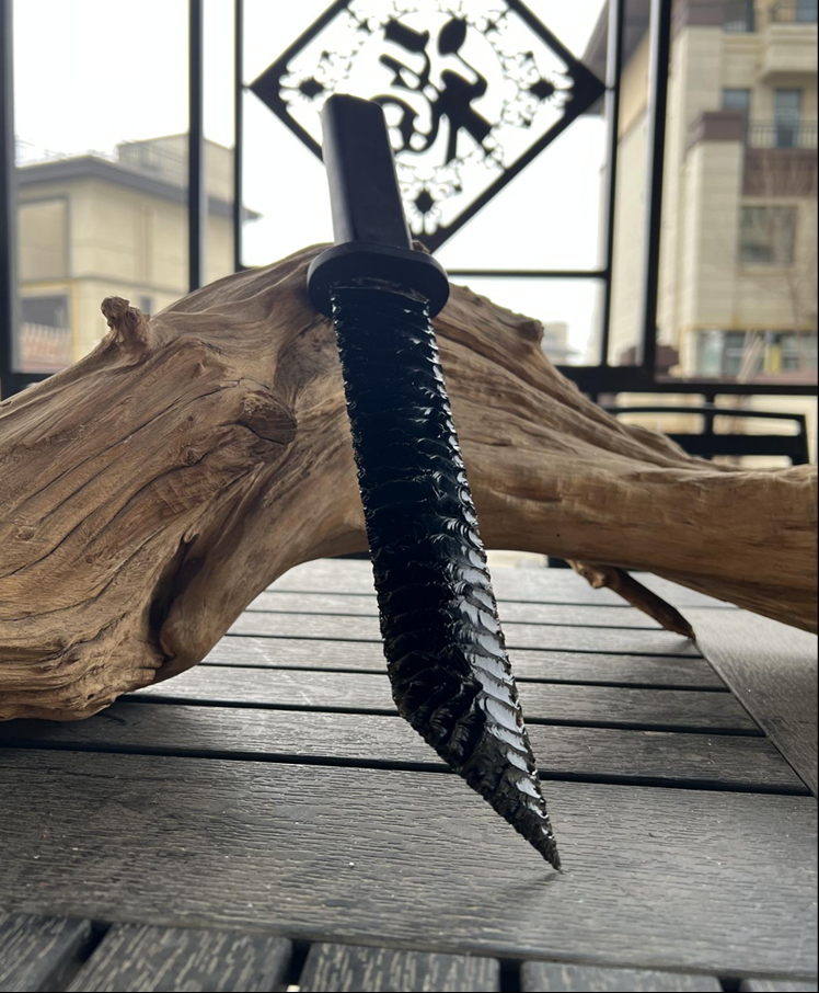 Obsidian Tanto
