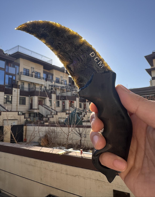Gold Sheen Karambit