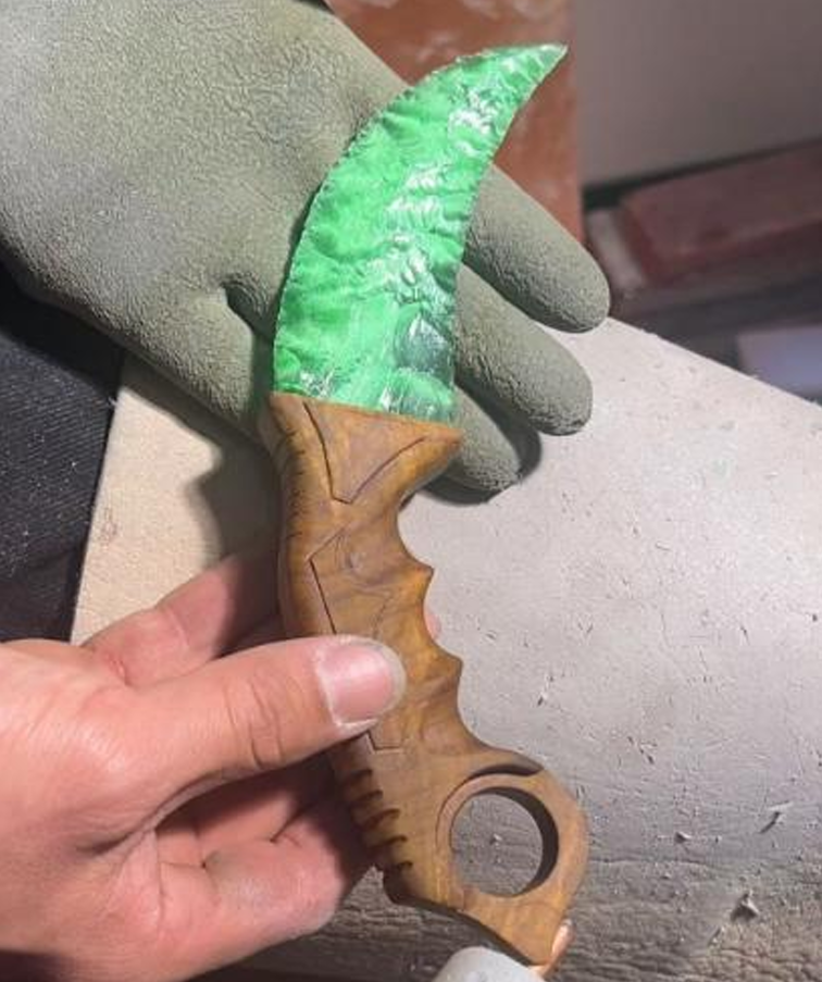 Cat's Eye Karambit