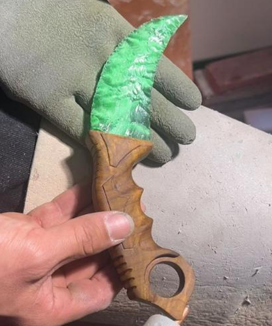 Cat's Eye Karambit
